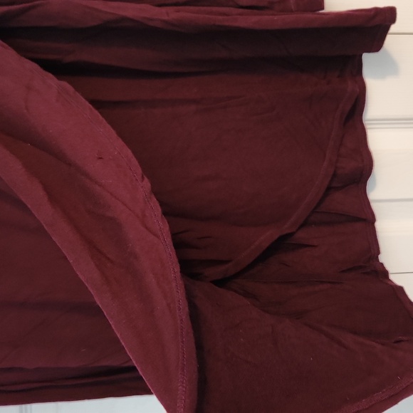 Maroon Long Sleeve Nursing Top - Picture 3 of 4